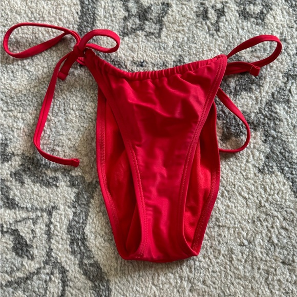 Xs red bathing suit bottoms - Picture 1 of 2
